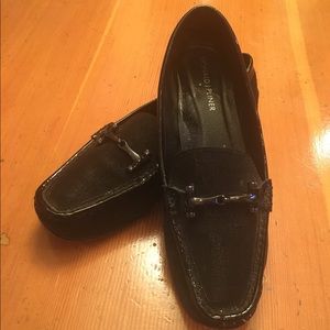 Donald Pliner Black flat loafer